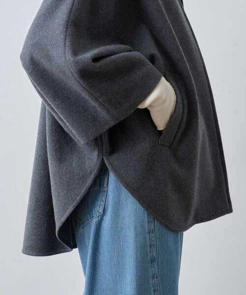 BEARDSLEY（ビアズリー）の「ウールポンチョコート（その他アウター