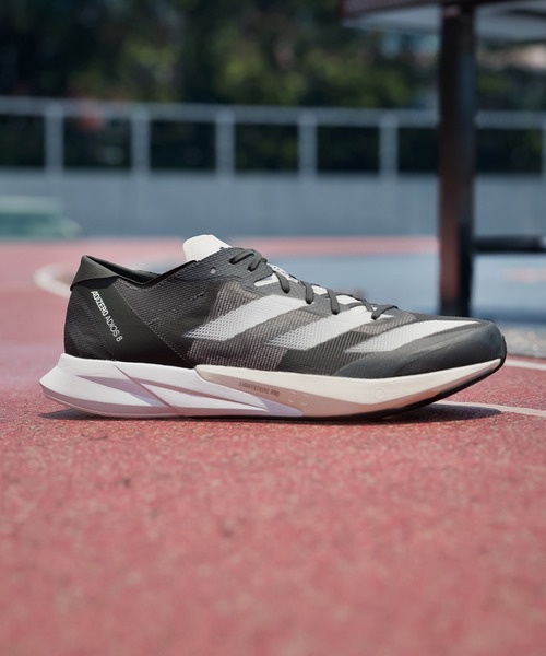 adidas（アディダス）の「アディゼロ ジャパン 8 / Adizero Japan 8