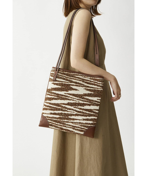 A VACATION（アヴァケーション）の「＜A VACATION (ア ヴァケーション