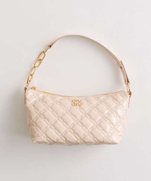 OLIVE des OLIVE（オリーブデオリーブ）の「エンブレム付きエナメル