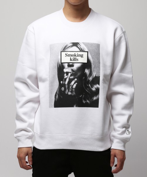 FR2（エフアールツー）の「”Smoking kills” Photoトレーナー ～Ver.1