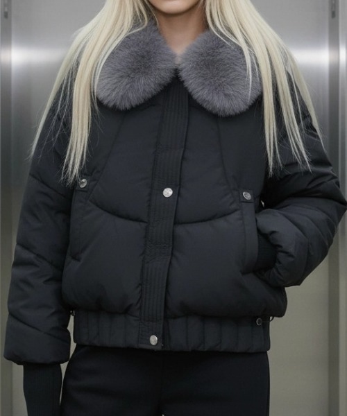 A'GEM/9 × .kom 『.kom/ドットケーオーエム』Y2K ボリュームファー付き