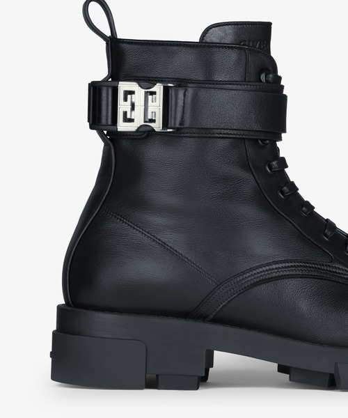 GIVENCHY（ジバンシイ）の「Terra boots in leather with 4G buckle