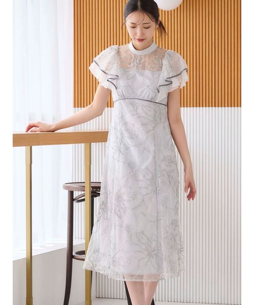 MERCURYDUO（マーキュリーデュオ）の「エンブロイダリーラッフルドレス