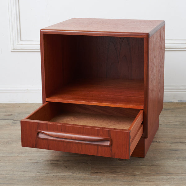 36208][ジープラン G-PLAN / UK]G-PLAN Fresco ナイトテーブル