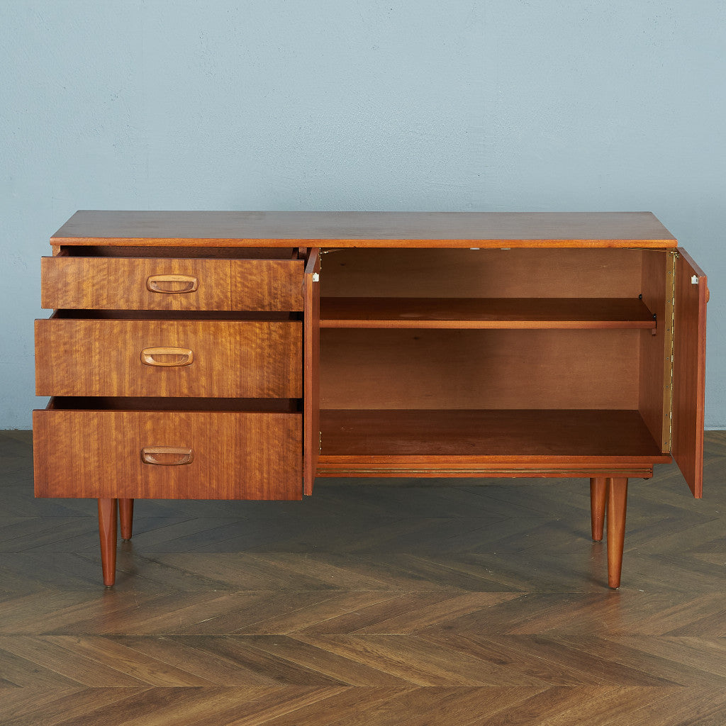 イギリスヴィンテージ サイドボード #84763 – camori ヴィンテージ家具