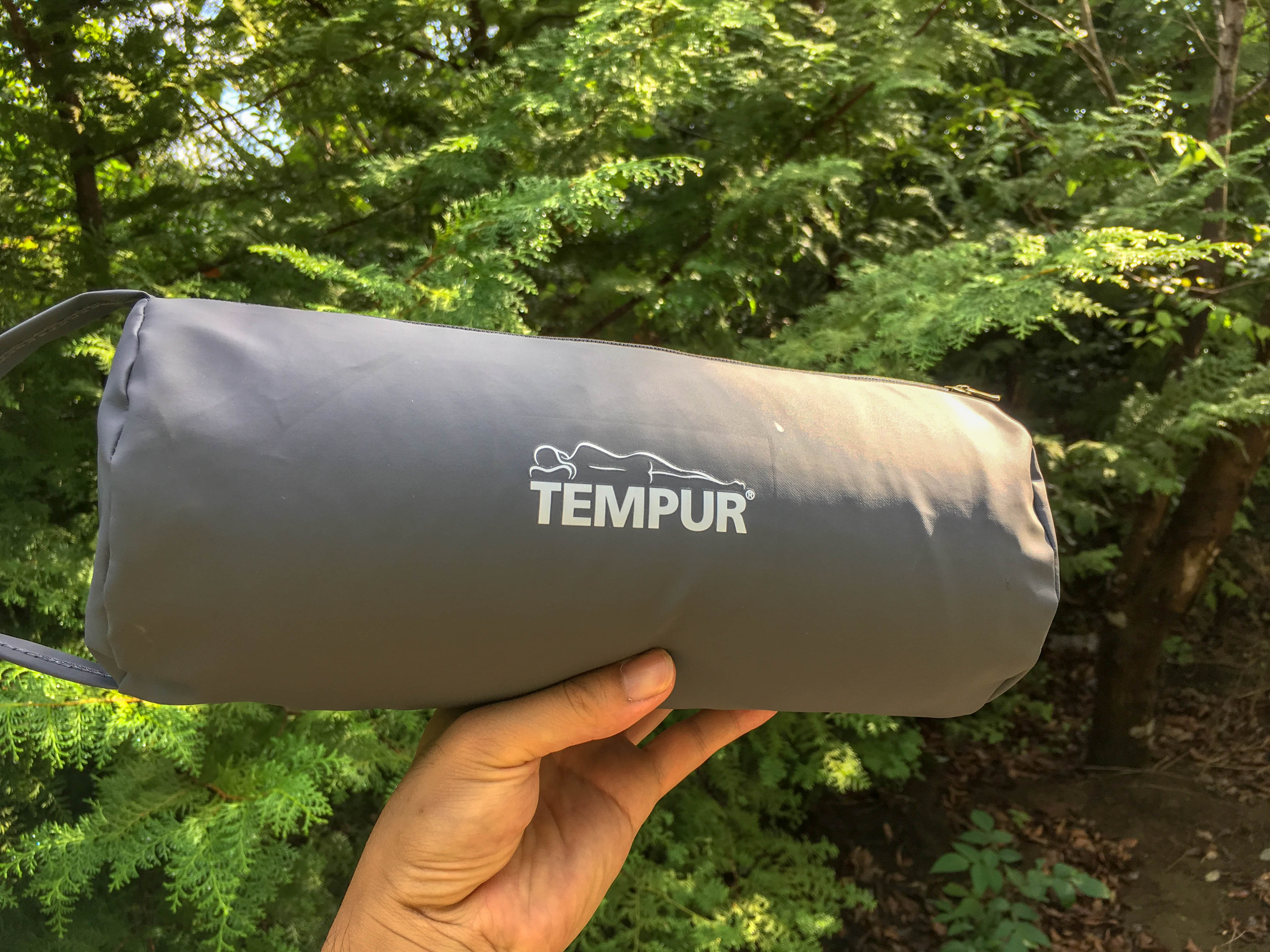 超絶オススメレビュー】テンピュールのトラベルピローがキャンプの枕に