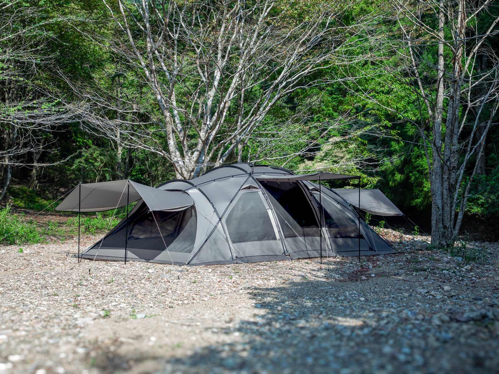 ラーテルワークスから大型2ルームテント「MUSCHEL(ムシェル)」登場