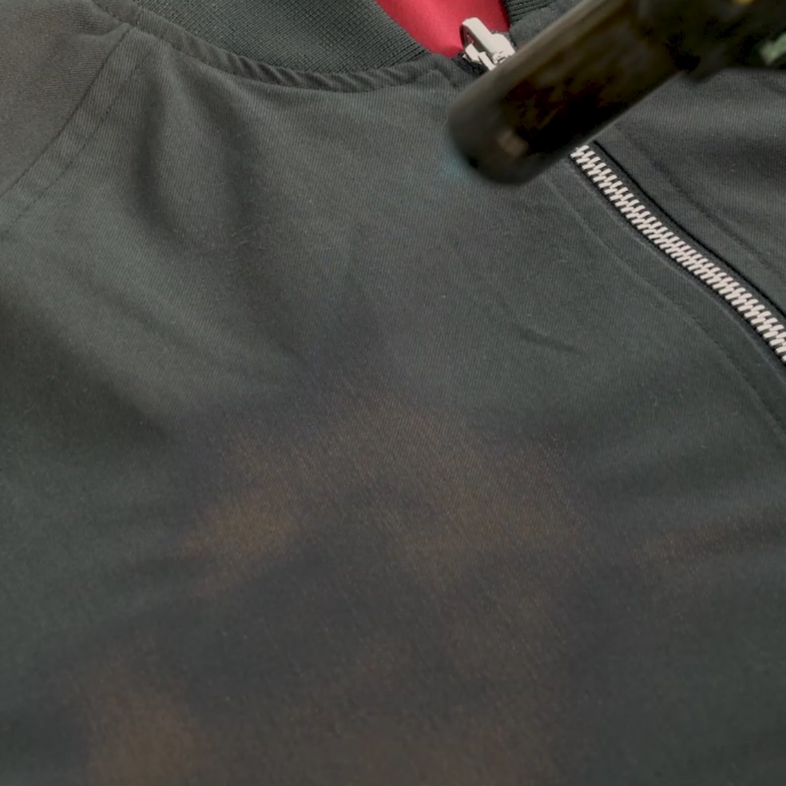 DODから焚き火のできるスカジャン「ギガジャン」登場 | キャンプレビュー