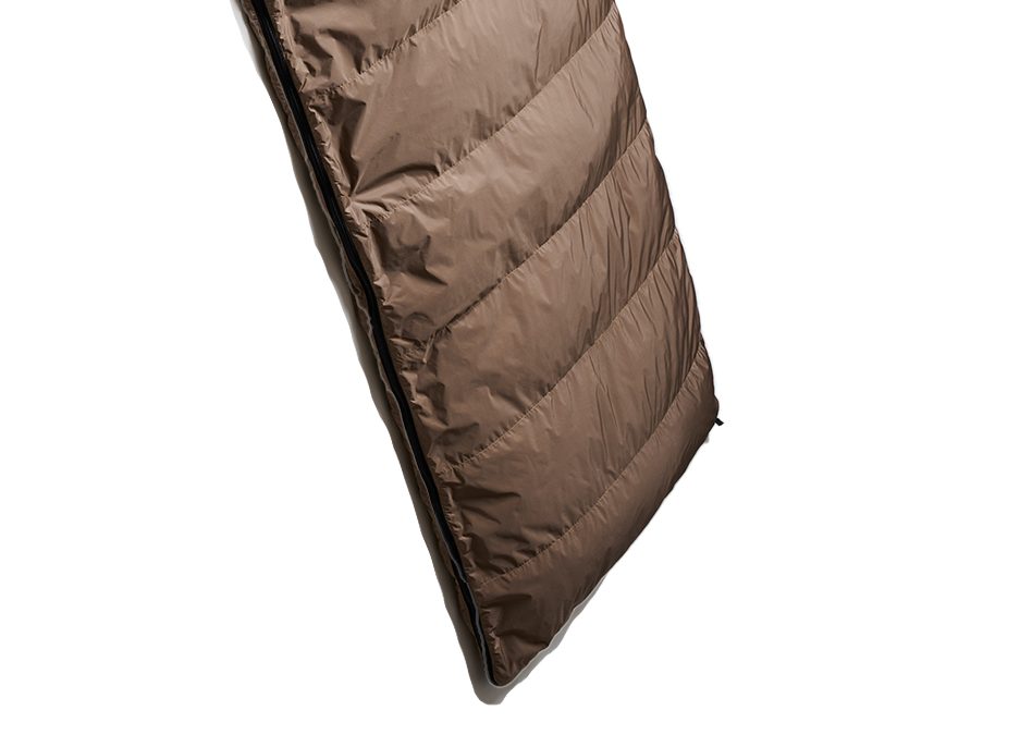 ナンガから封筒型のダウン寝袋「オーロラスクエアフット 800STD」登場