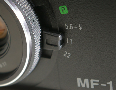 知られざるカメラ】 第4回:リコー MF-1 | トイラボカフェ