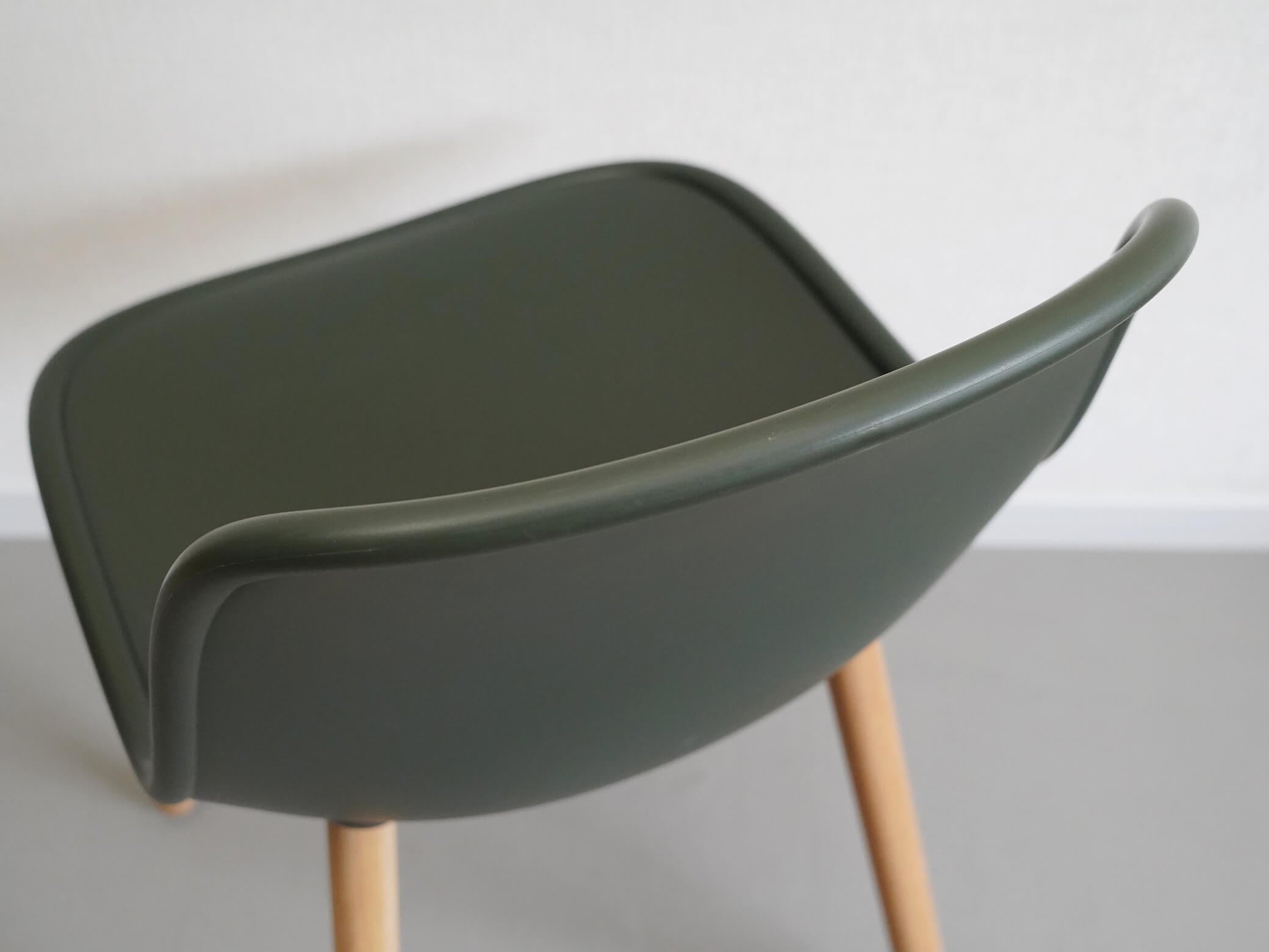 ノイ 12 チェア ヘイ グリーン 中古 / NEU 12 Chair HAY Green – CAGUYA