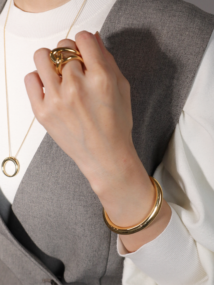 GABRIELA ARTIGAS ガブリエラ アルティガス INFINITE TUSK カフ