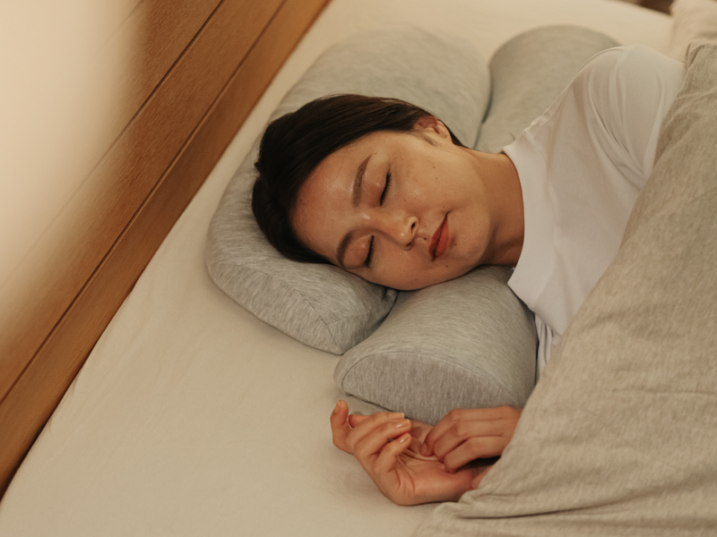 公式】首と肩がホッとする枕PLUS │ CALQS（カルクス） – CALQS公式サイト