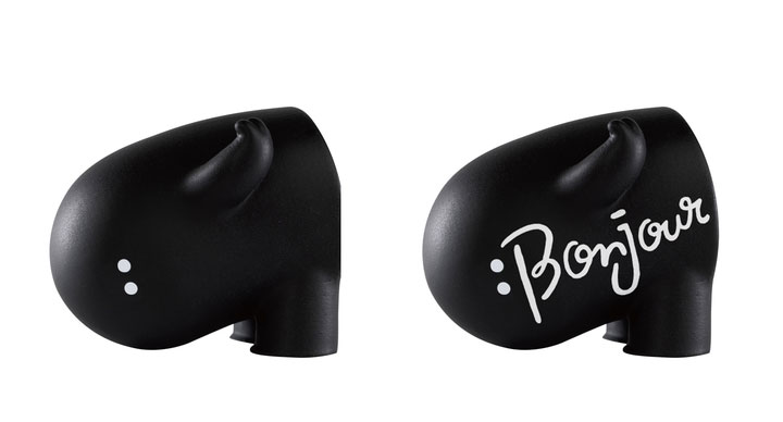 黒板こけしが​動き出す?!木工アーティスト・EMUの人気作品がミニチュア