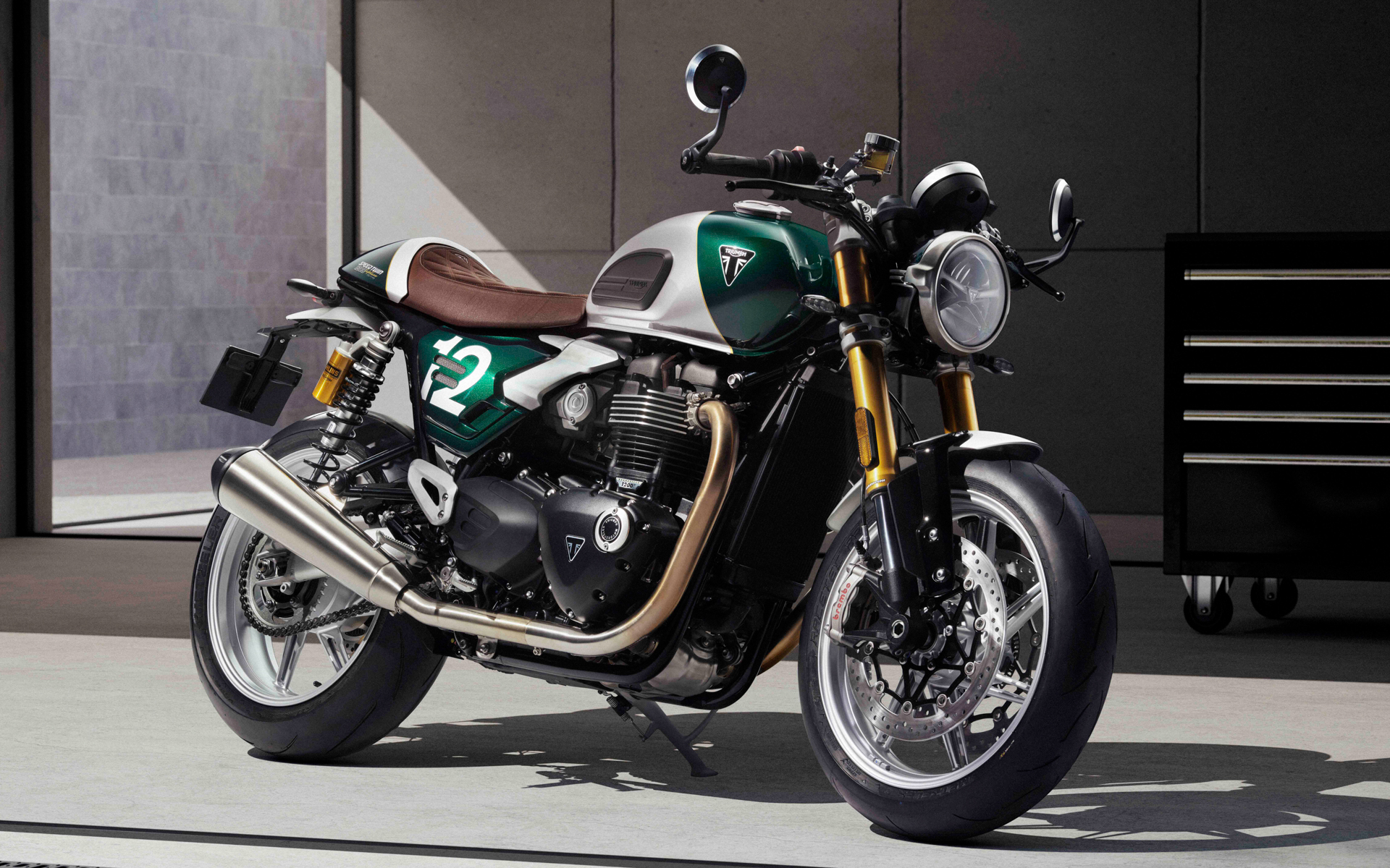トライアンフ、世界限定800台の「スピードツイン1200カフェレーサー