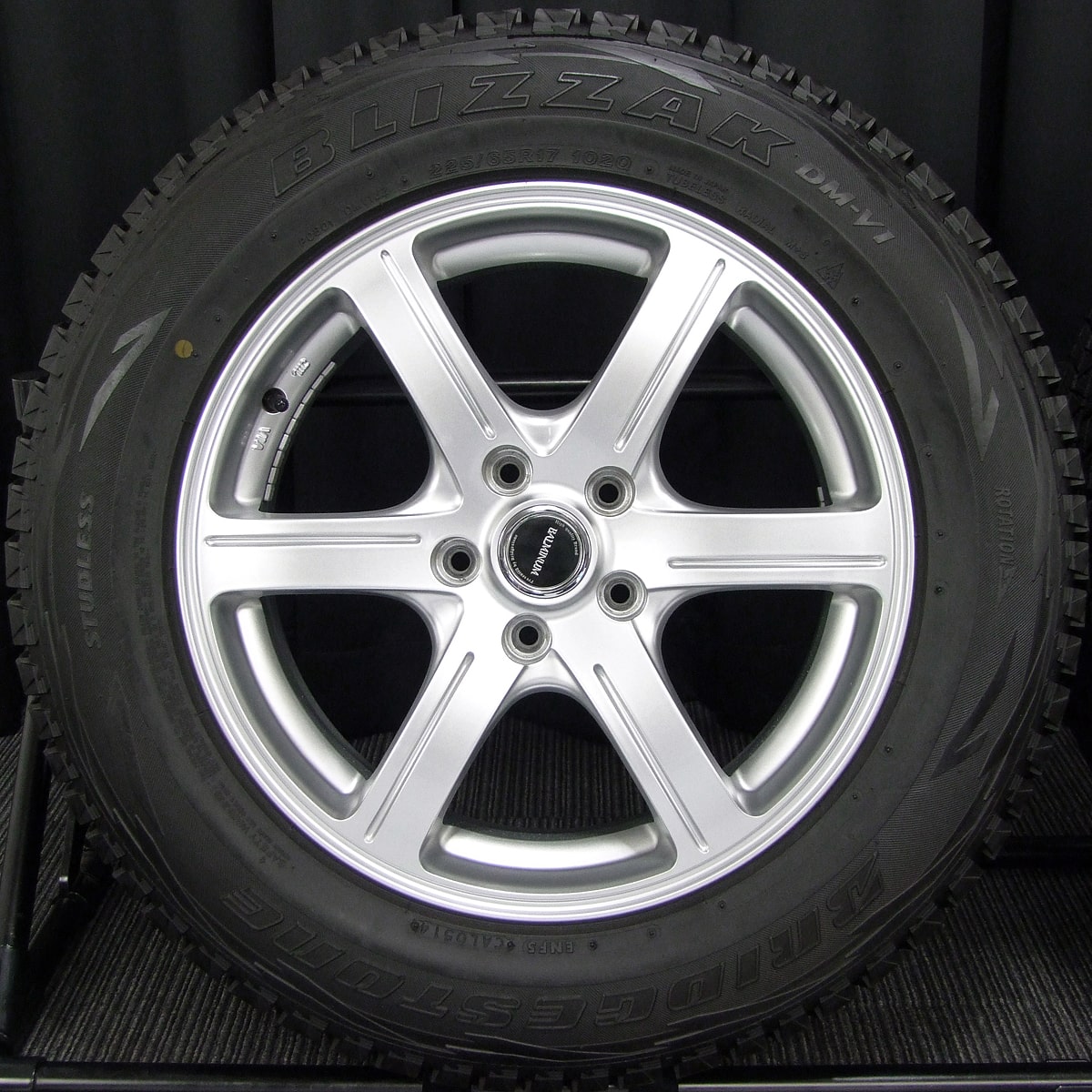 BRIDGESTONE (ブリヂストン) BALMLMUM (バルミナ) GR6 17×7J(+45