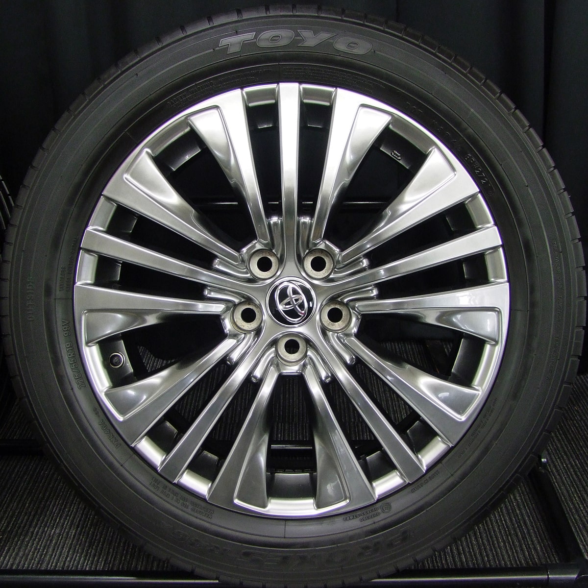 TOYOTA (トヨタ) HARRIER (ハリアー) HYBRID (ハイブリッド) 純正 19