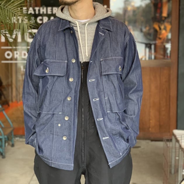 ENGINEERED GARMENTSのユーティリティなジャケット｜BEAMS PLUS