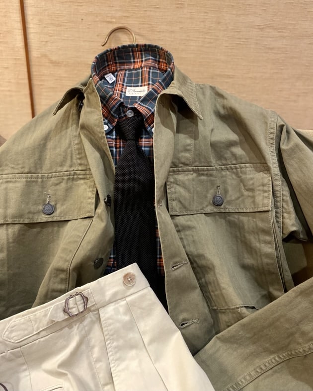 AUBERGE〉New Arrival 別注ユーティリティシャツブルゾン｜ビームス