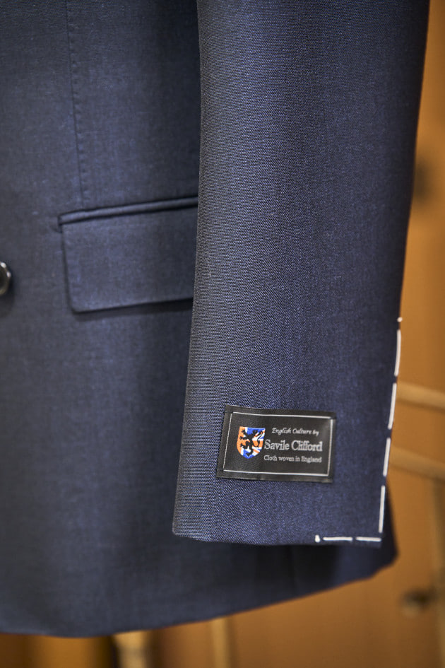 BEAMS F＞ネイビーダブルスーツ、今年も入荷しました。｜ビームス