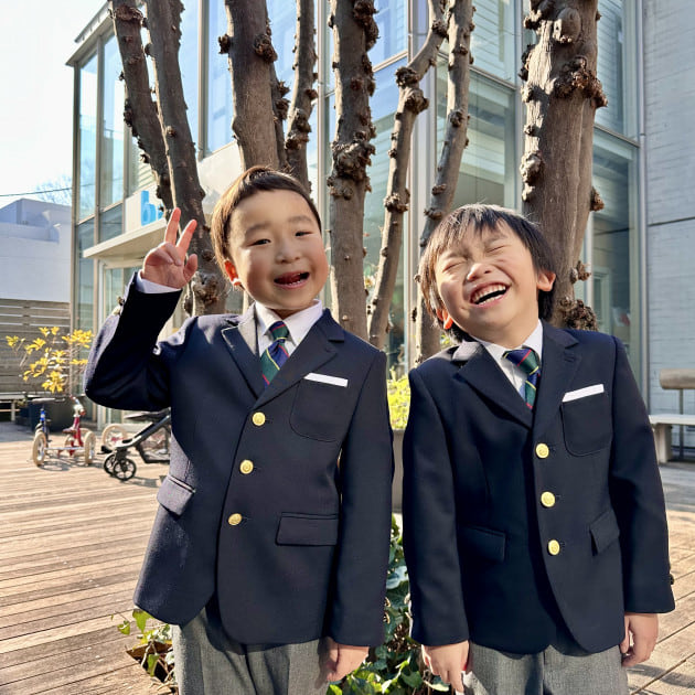 フォーマルのご試着増えてます！＞スーツにワンピース、サイズ感の違い