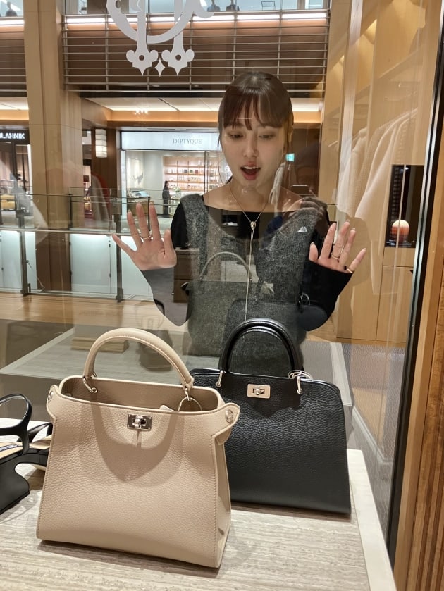 Michino Paris〉洗練された印象のハンドバッグをご紹介！｜ビームス