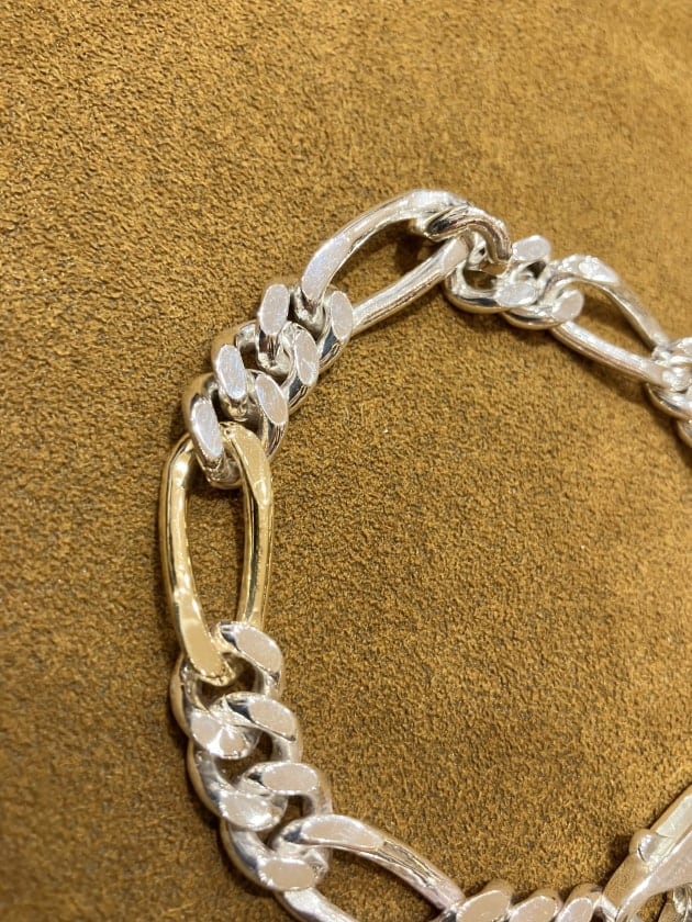 BUNNEY〉フィガロチェーンブレスレットはいかがでしょうか？｜ビームス