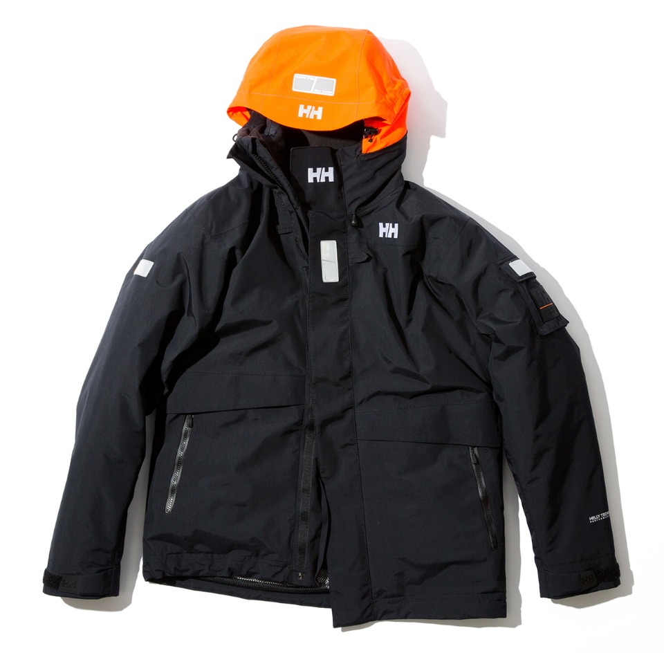 HELLY HANSEN＞の象徴的モデル “OCEAN FREY JACKET” の BEAMS