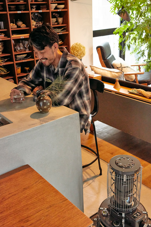 ストーブの名品＜アラジン＞と＜BEAMS JAPAN＞の2021年コラボモデルを