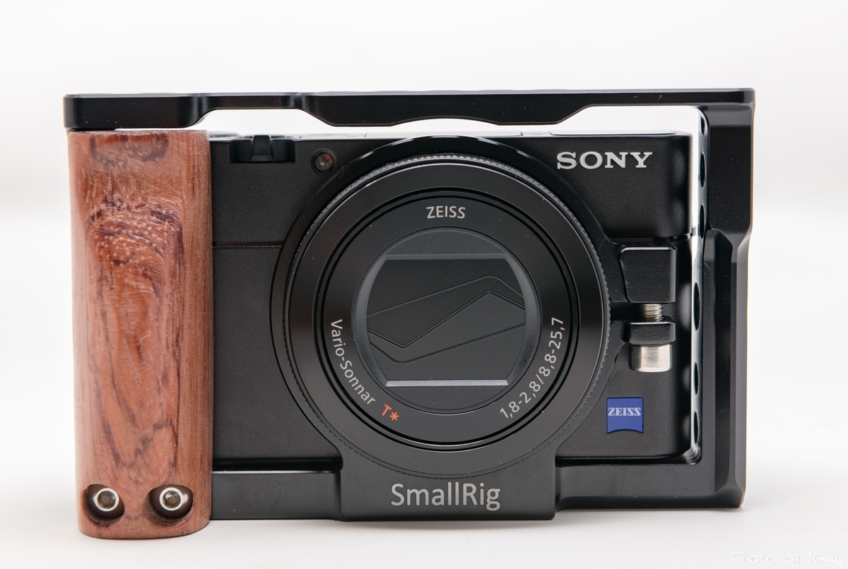 撮影機材】SONYのコンデジ「RX100M5A」にSmallRigのリグを取り付けら