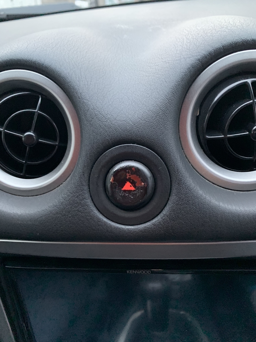 DIY】NBロードスター ハザードスイッチ交換 - ツールライクと犬と猫