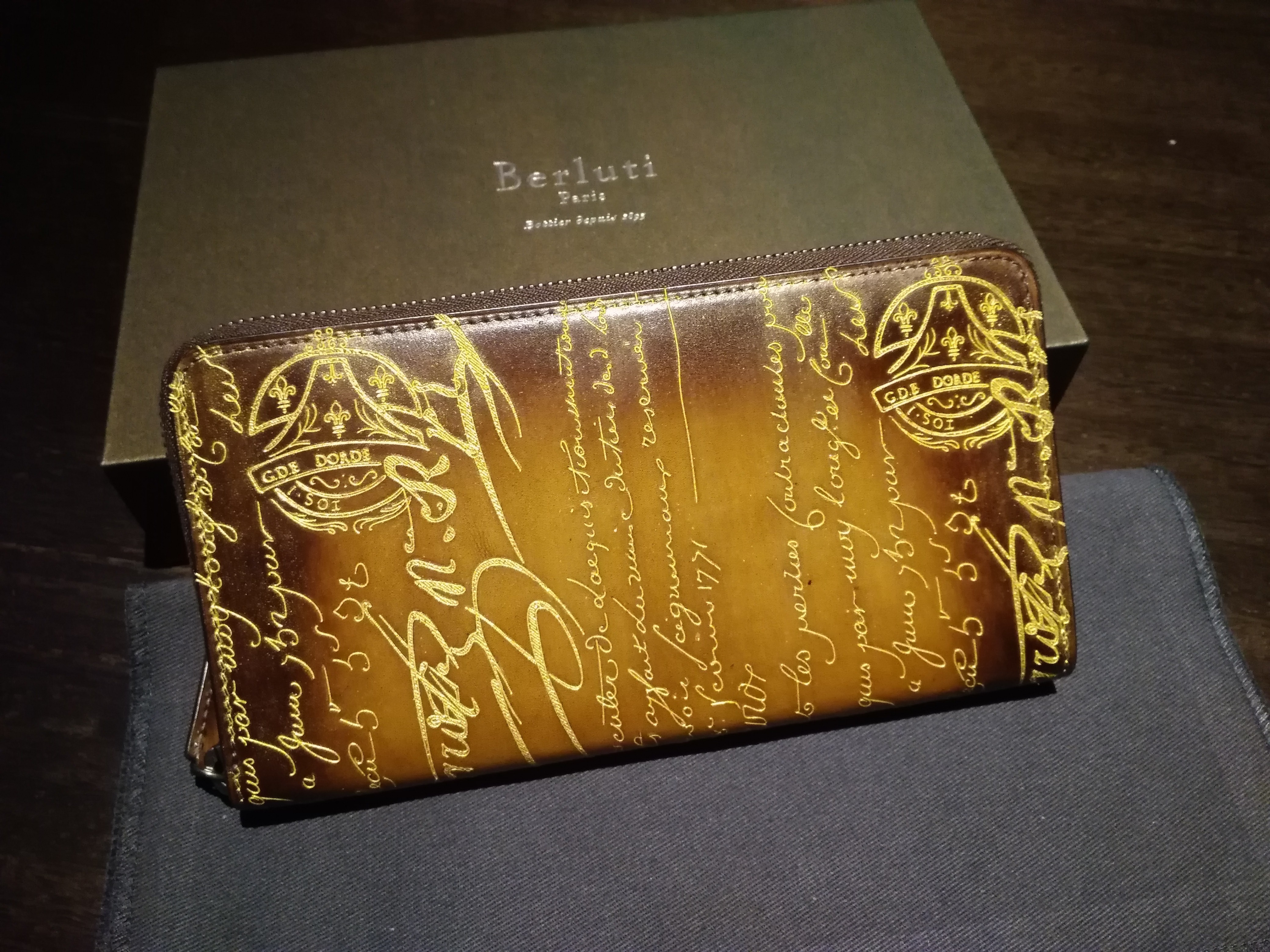 関税込◇限定ゴールデンパティーヌ希少品!! ベルルッティ ITAUBA