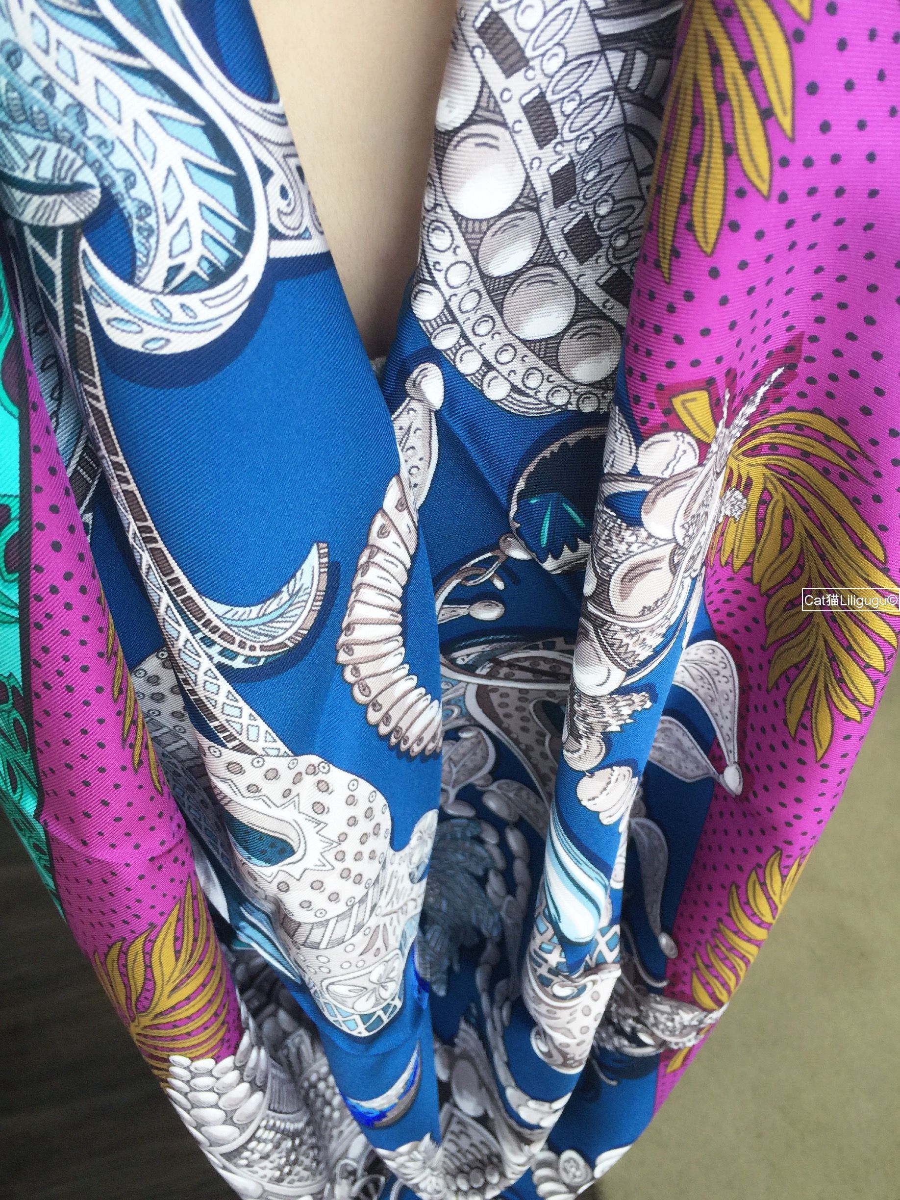 エルメス)カレ90《Zenobieパルミラの女王ゼノビア》スカーフ (HERMES