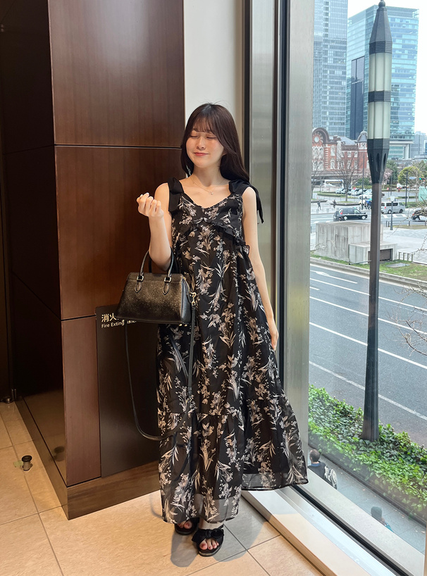 リボンストラップ花柄フレアロングワンピース[dh1366] | レディース