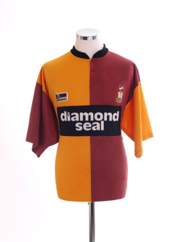 Bradford City 1996-97 Cup Kit