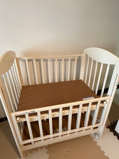 ベビーベッドカトージミニ立ちベッドプチバニラ (R) 千鳥橋のベビー