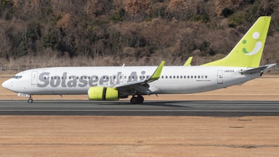 JA813X - Boeing 737-86N - Solaseed Air - Flightradar24