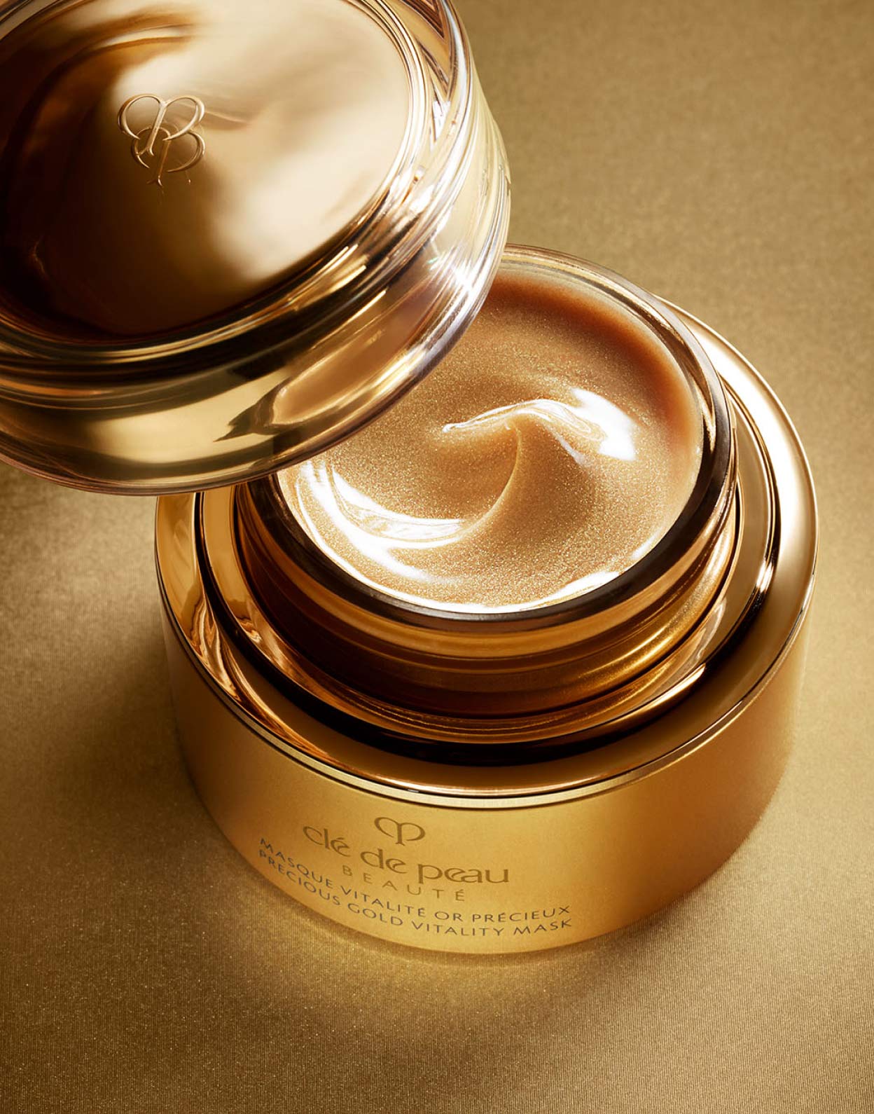 Clé de Peau Beauté Unveils a New Gold Standard of Radiance - LUXUO