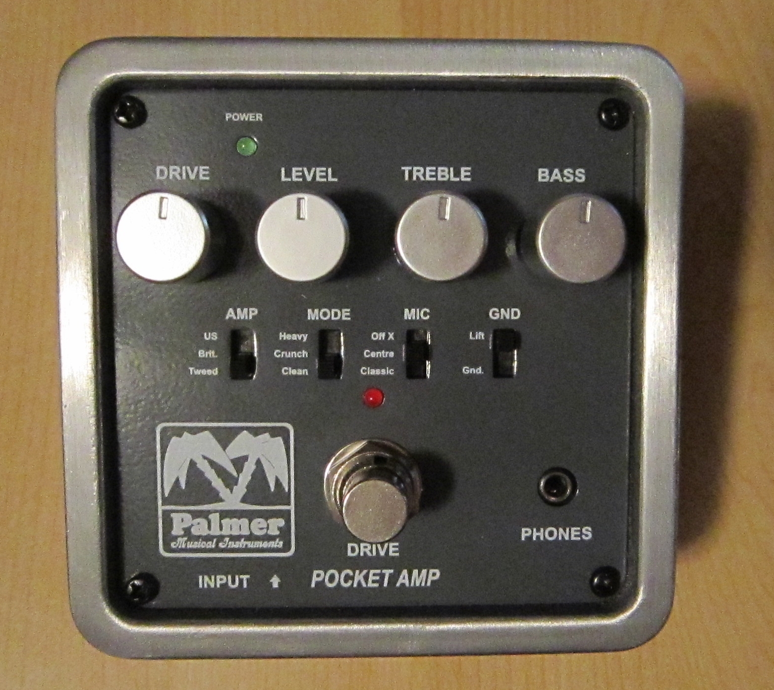 Review: The Palmer Pocket Amp | Guitar World