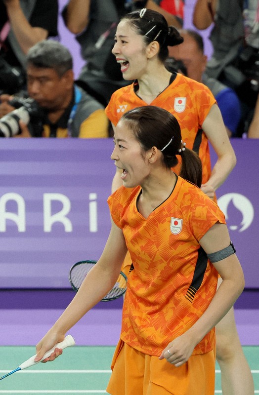 バドミントン女子「シダマツ」ペア、先駆者を追いかけ銅メダル | 毎日新聞