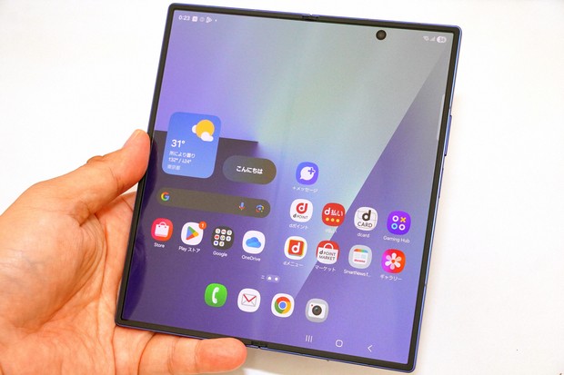 使ってみた26万円折りたたみスマホ「Galaxy Z Fold7」の実力 | 知って
