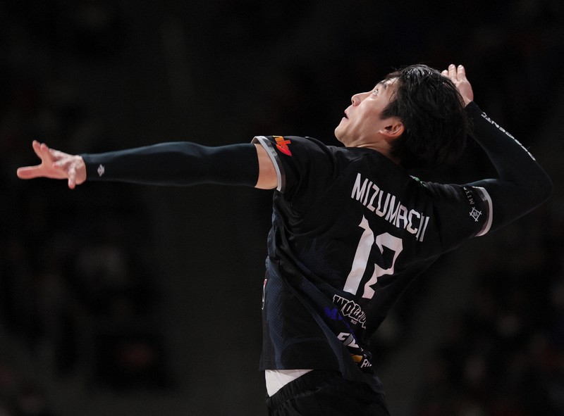 鎮西OB宮浦健人、水町泰杜 「春高で終わりではない」後輩へエール