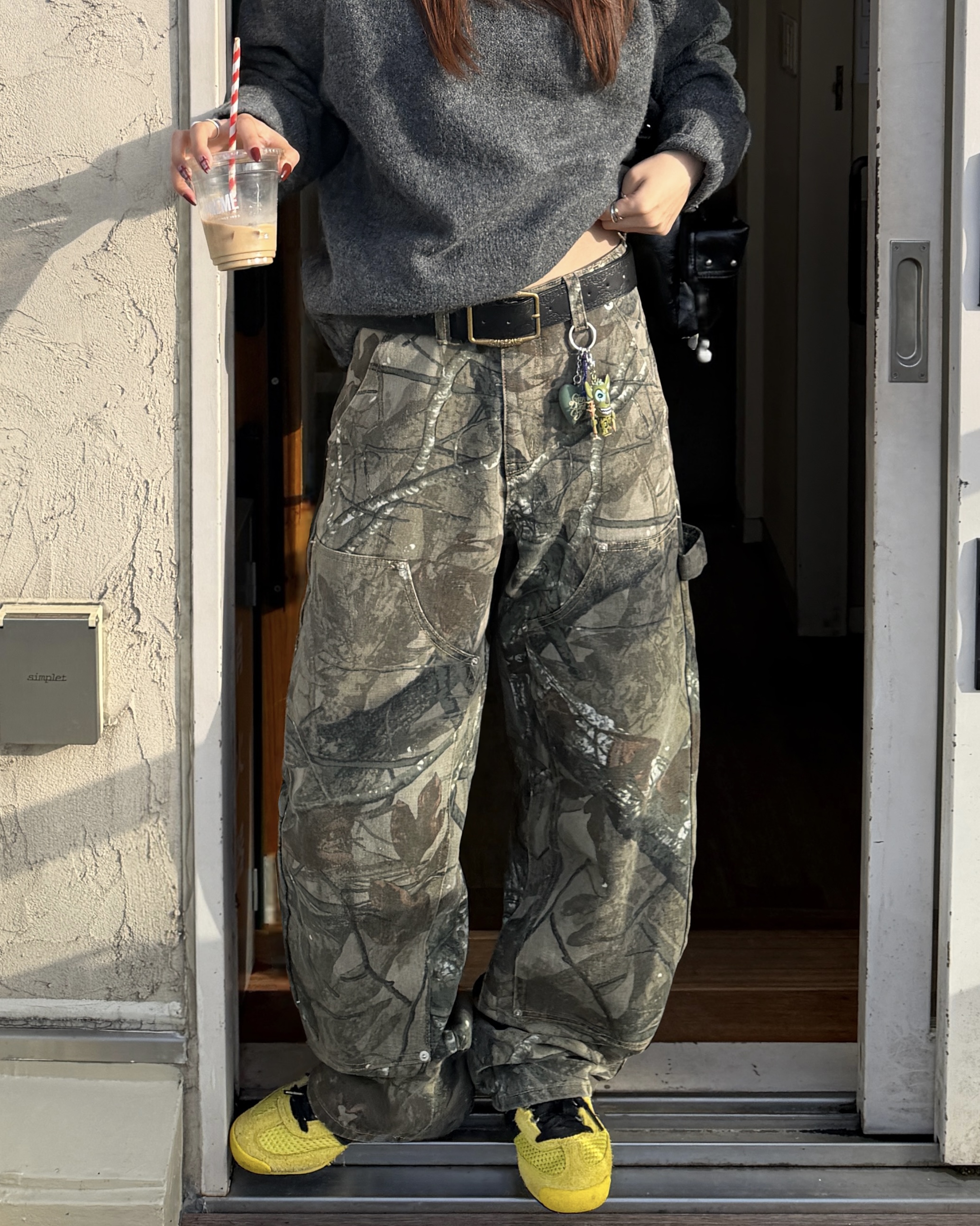 Pocket cargo bootscut pants BLACK | ファッション通販サイト NUGU