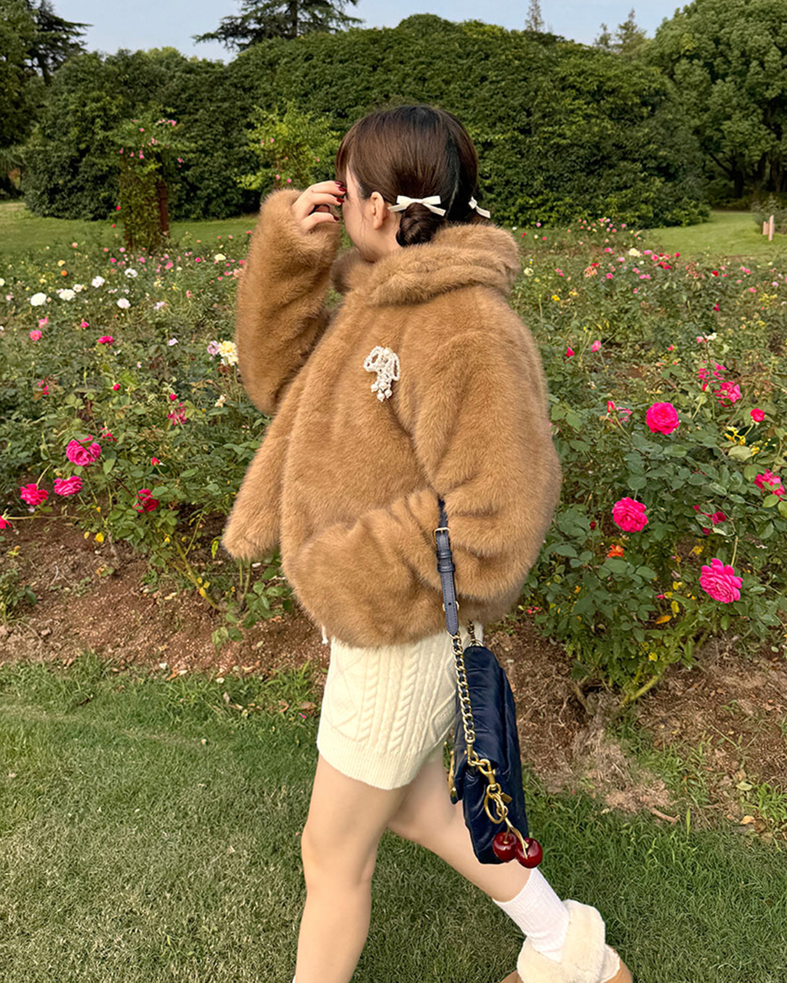 ORIGINAL)カラーファージャケット(ブローチセット) | ファッション通販