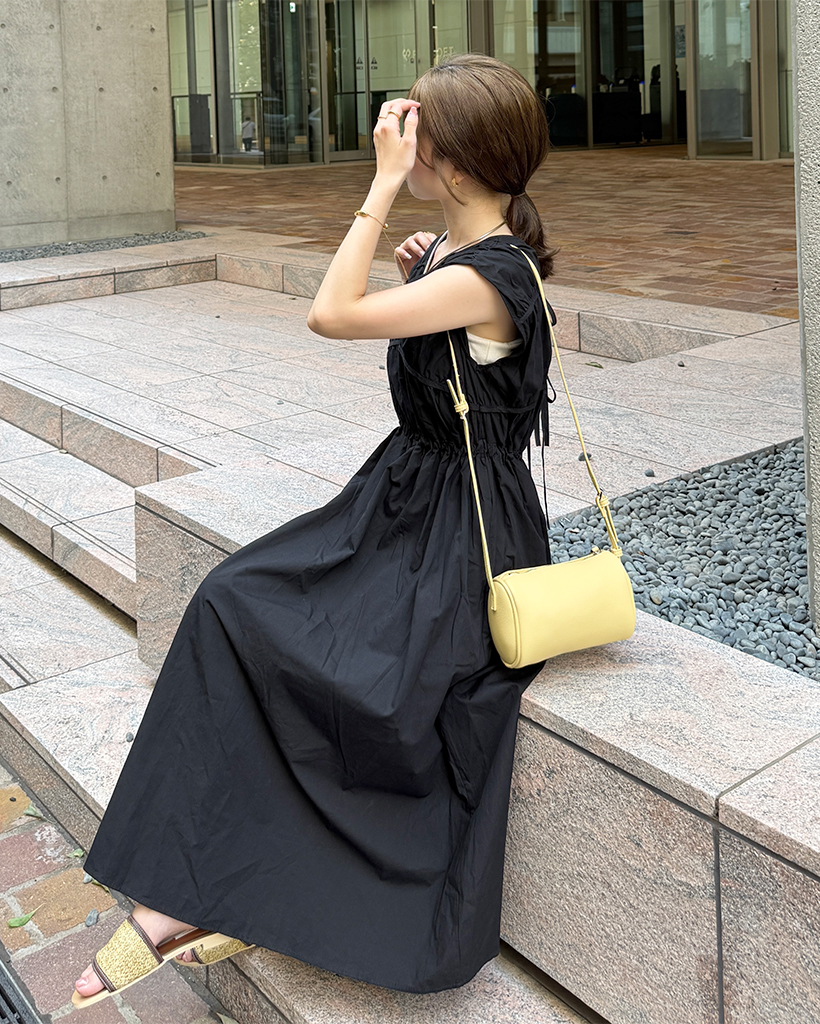 Vネックシャーリングロングワンピース | ファッション通販サイト NUGU