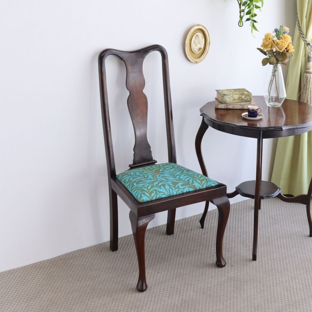 インテリアの挿し色に♪ クイーンアンチェア AA1-ELL-CH-001