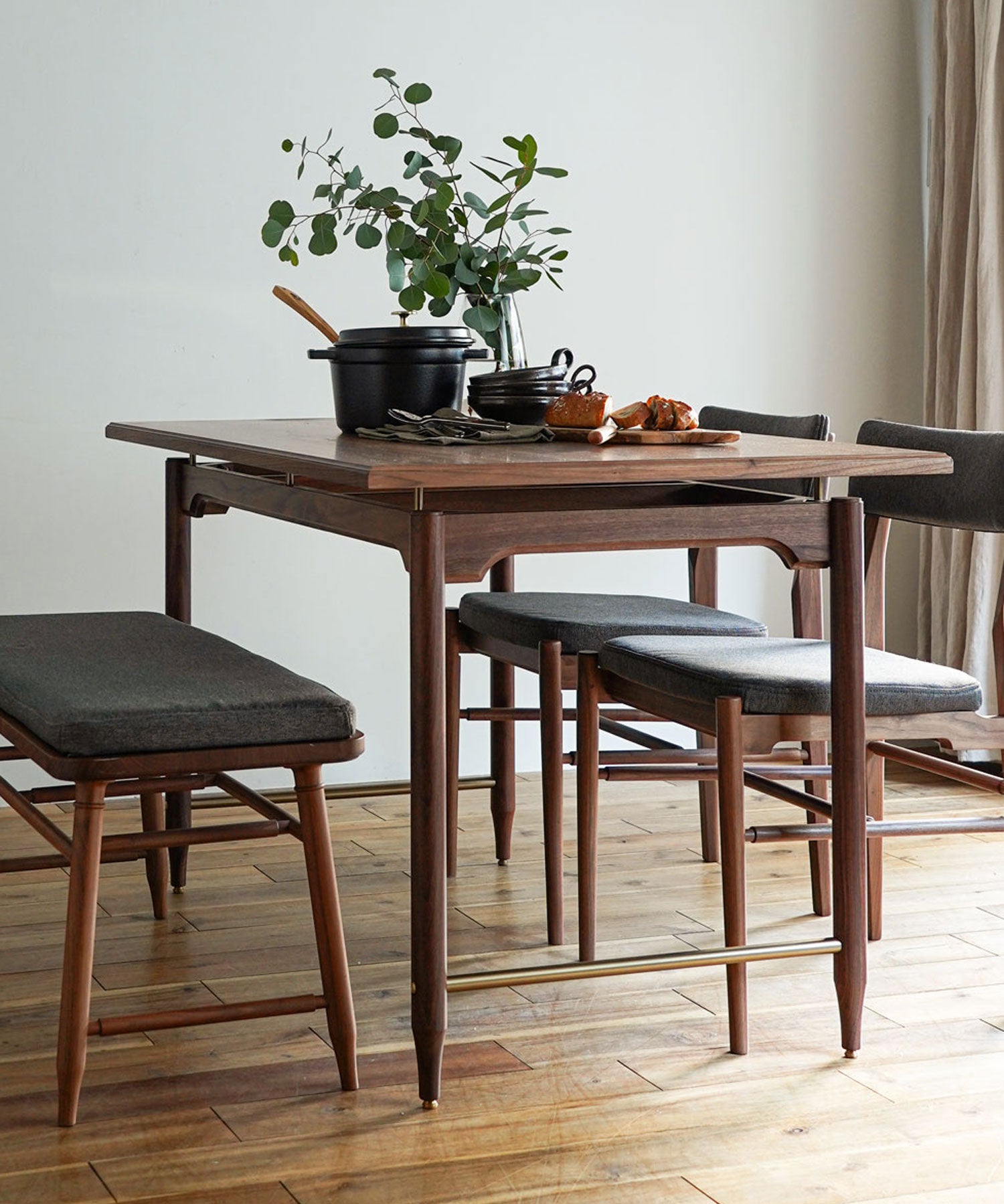 ecruxe EPI DINING SERIES – TIMELESS COMFORT