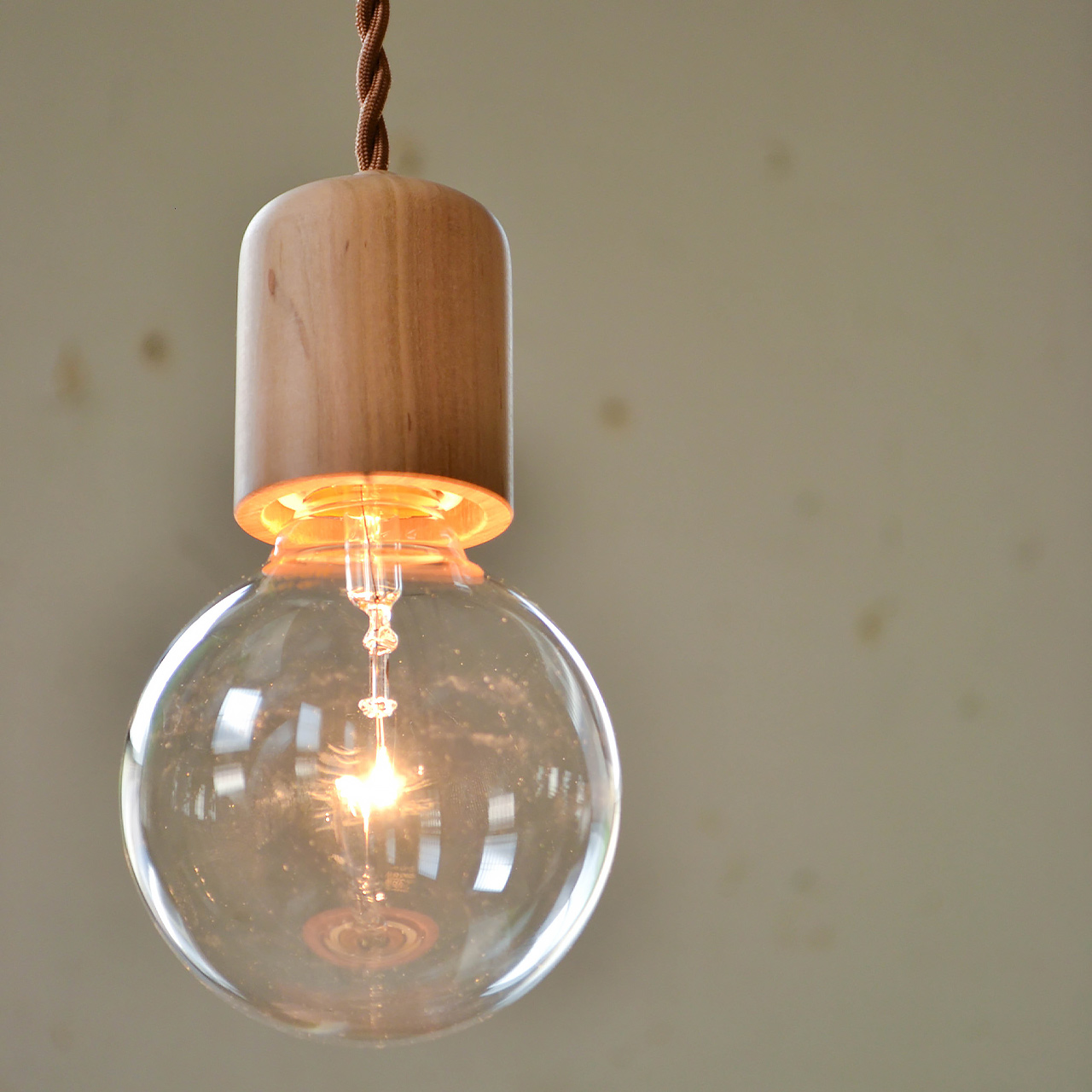 ソケットランプ 木製 | 檜 桜 コード長変更可 - testis