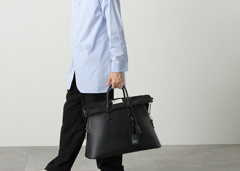 ビジネスバッグにも使える!!男が持つMaison Margielaの『5AC』が優秀
